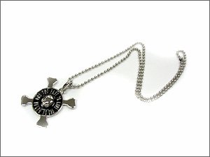 VivienneWestwood 1340-8 Skull Pendant Necklace Silver/Black